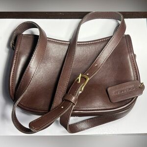 VINTAGE COACH WENDIE MAHOGANY SMALL SHOULDER / CROSSBODY BAG D7D-9031